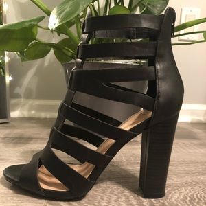 Liliana-used-Black cage sandals